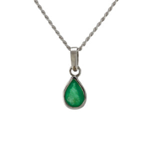 Dije en Plata · Esmeralda Talla Lágrima